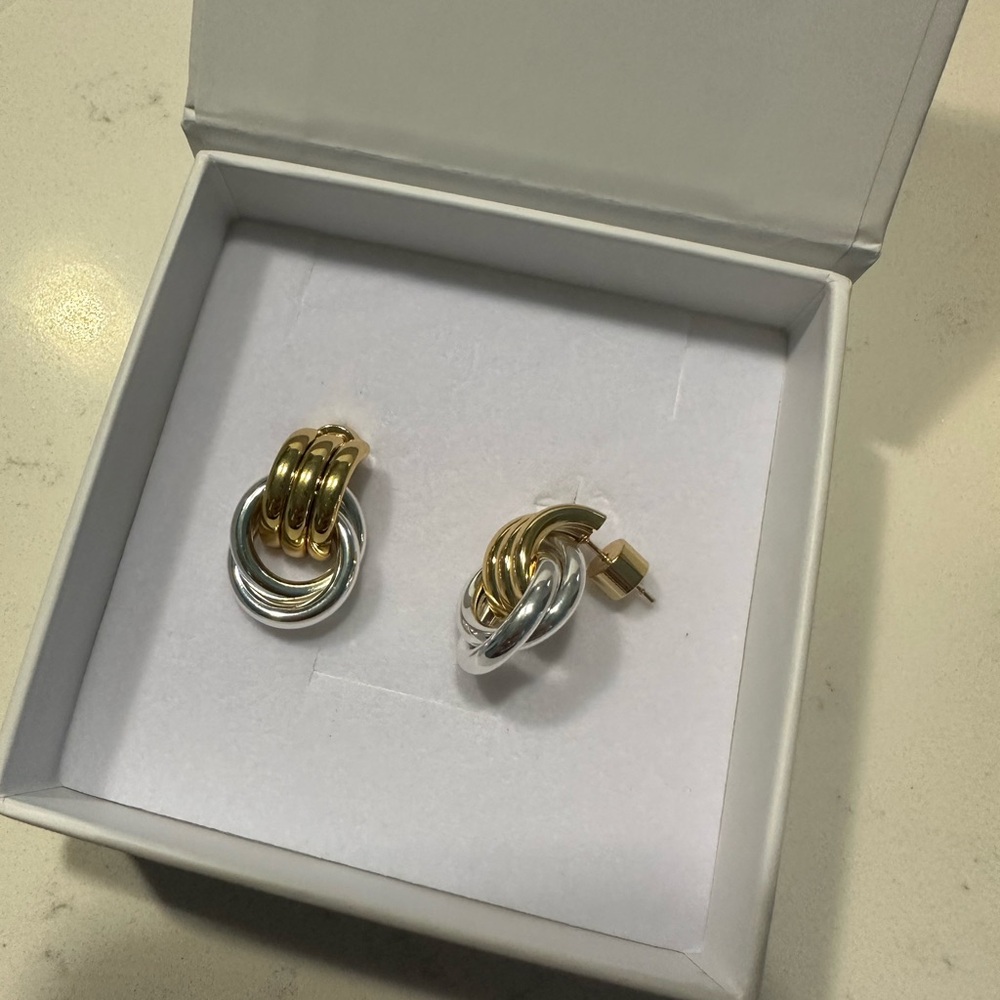 Heaven Mayhem Baby Knot Earrings